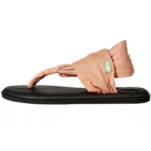Sanuk Women's Sandals - Black and Peach